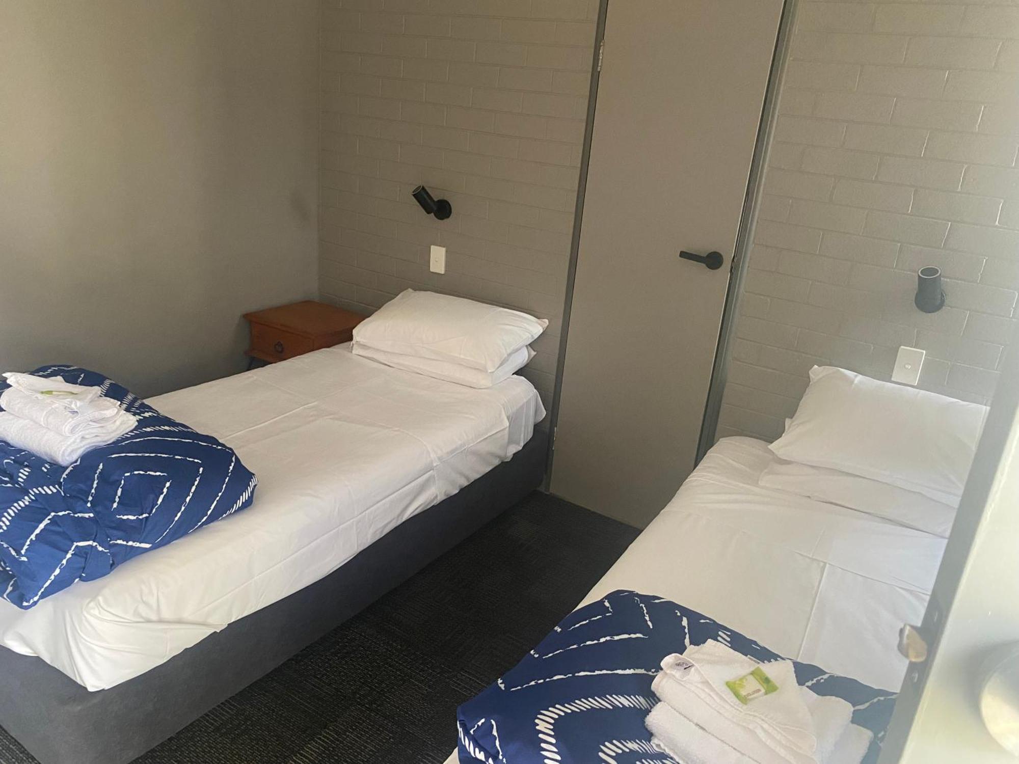 Rod 'N' Reel Hotel Motel Woodburn المظهر الخارجي الصورة