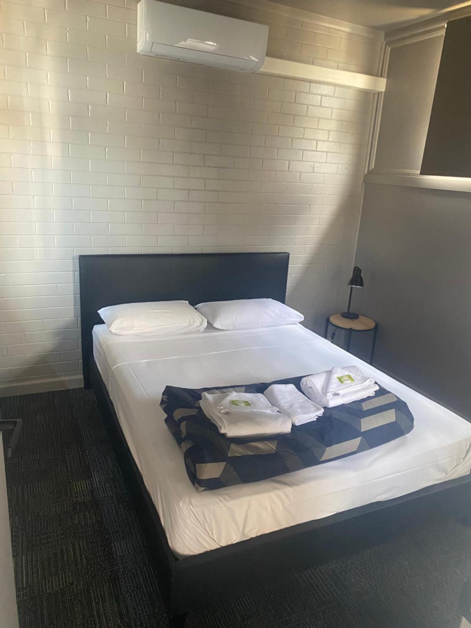 Rod 'N' Reel Hotel Motel Woodburn المظهر الخارجي الصورة