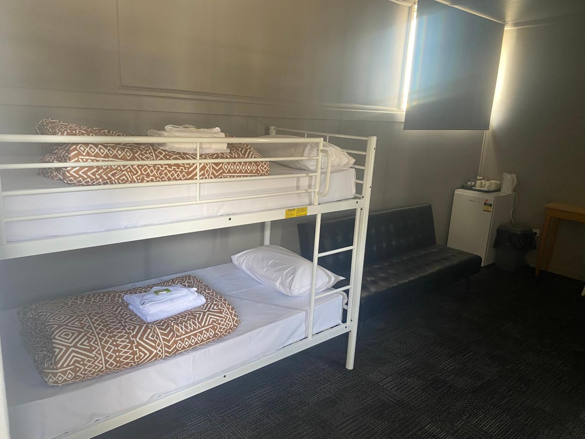 Rod 'N' Reel Hotel Motel Woodburn المظهر الخارجي الصورة